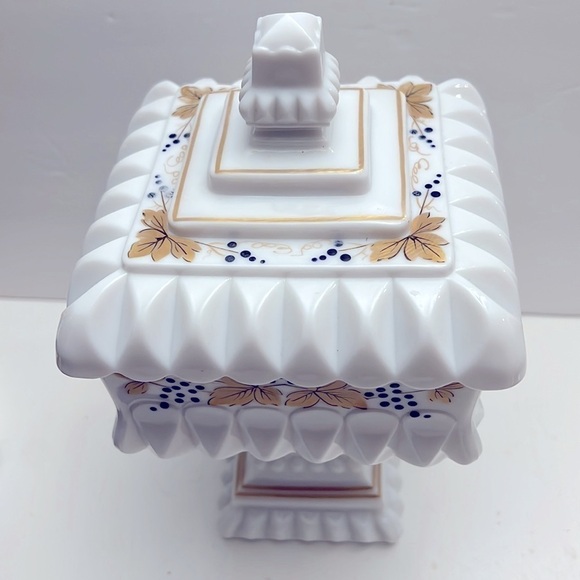 Vintage Milk Glass Large Covered Compote Handpainted Grape Leaves - Picture 4 of 12